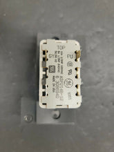 Load image into Gallery viewer, MAYTAG DRYER 2-BUTTON TEMPERATURE SWITCH - PART# 6 3086940 |KC516
