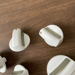 FSP white knobs 4, 8, 17, 17, 2 (5) | A 362