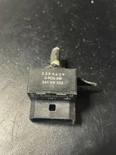 Load image into Gallery viewer, Whirlpool Kenmore KitchenAid Dryer Temperature Switch 3399639 WP3399639 |WM287
