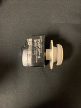 Load image into Gallery viewer, Maytag Dryer Timer 63097270 |RR870
