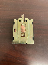 Load image into Gallery viewer, GE Washer Temperature Switch - Part# 572D437P014 ASR4373-127T | NT473
