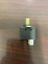 Load image into Gallery viewer, OEM Frigidaire Dryer Temperature Switch 131243200 0422 17191001 | NT63
