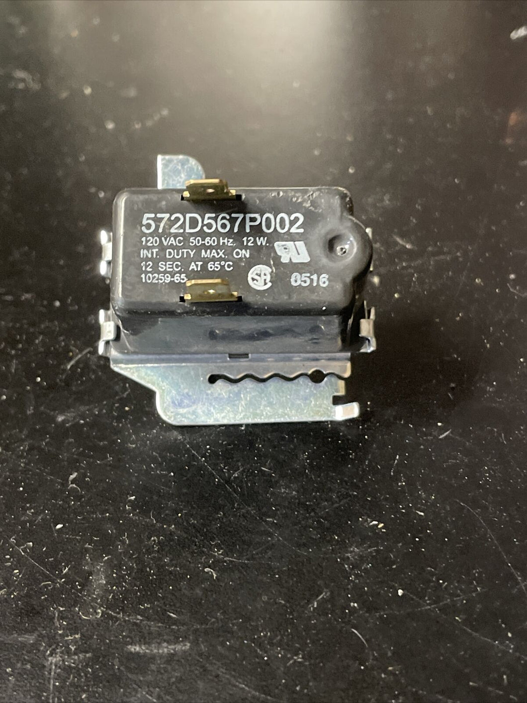 GE DRYER BUZZER SWITCH - PART# 572D567P002 |WM329