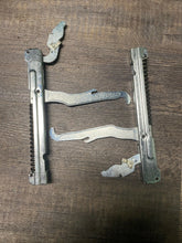 Load image into Gallery viewer, Genuine DACOR Gas Slide-In Range Oven, Hinge Set of 2 # 701034 82883
