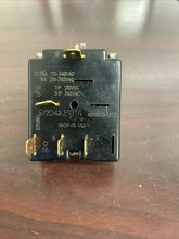 Load image into Gallery viewer, GE Washer Temperature Switch - Part# 572D437P014 ASR4373-127T | NT473
