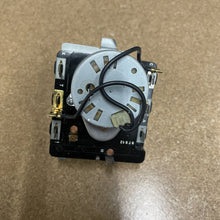 Load image into Gallery viewer, 572D520P019 | GE DRYER TIMER OEM |KM1175
