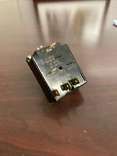 Load image into Gallery viewer, GE Washer Temperature Switch - Part# 572D437P014 ASR4373-127T | NT473
